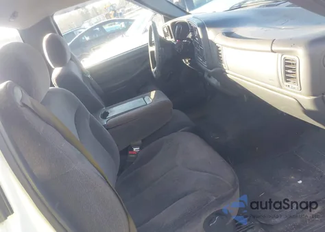 2000 GMC Sierra 1500 Sl z USA, uszkodzony, nr VIN 1GTEC14V3YE242563